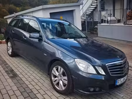Mercedes-Benz Classe E E 300 V6 3.0 CDI 170