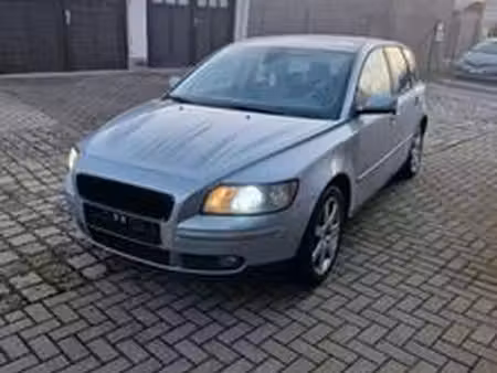 Volvo V50 2.4 140