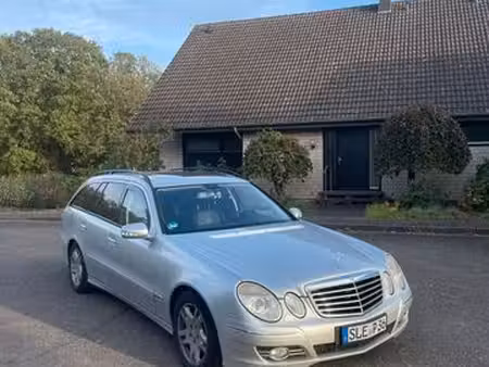 Mercedes-Benz Classe E E 320 V6 3.0 CDI 224 Avantgarde