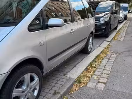 Seat Alhambra