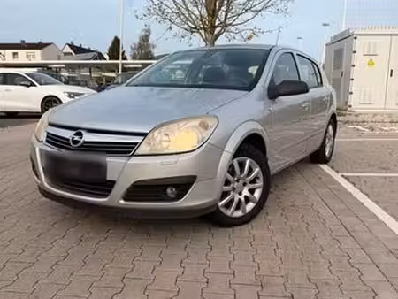 Opel Astra 1.6 105