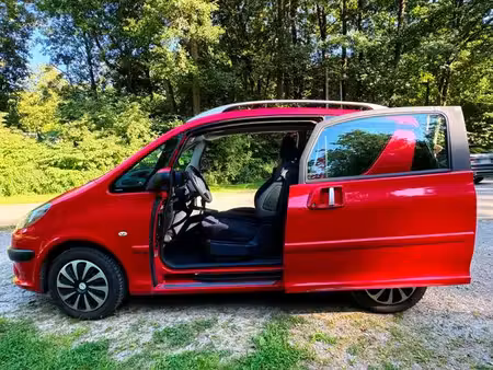 Peugeot 1007 