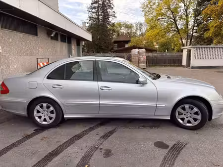 Mercedes-Benz Classe E E 200