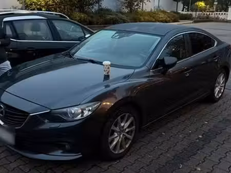 Mazda Mazda2 2.2