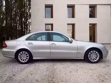 Mercedes-Benz Classe E E 220 2.1 CDI 150