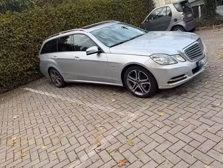 Mercedes-Benz Classe E E 220 2.1 170 Elegance