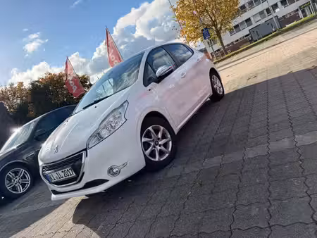 Peugeot 208 1.2 PureTech 82 Active