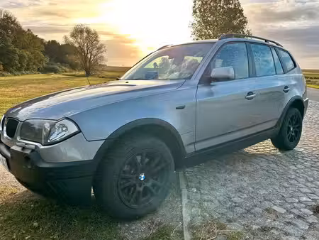 BMW X3 25i 2.5 192