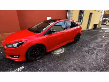 Ford Focus 1.5 EcoBoost 150 ST Line