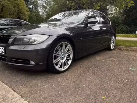 BMW Série 3 330i 3.0 258