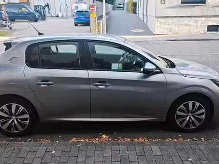 Peugeot 208 1.2 75