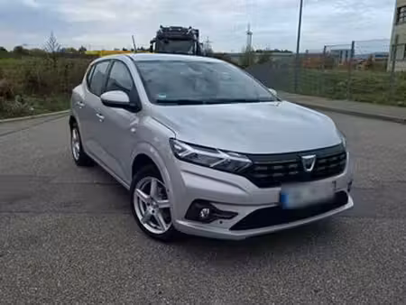Dacia Sandero 1.0 100