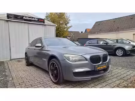 BMW Série 7 730d 3.0 245