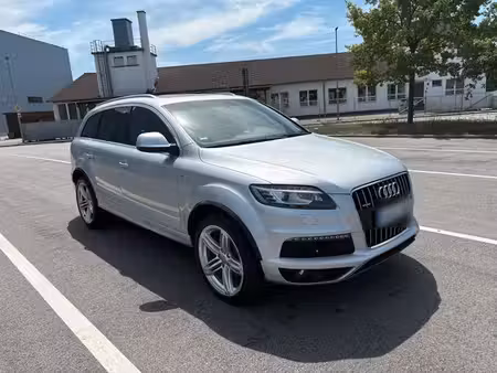 Audi Q7 quattro