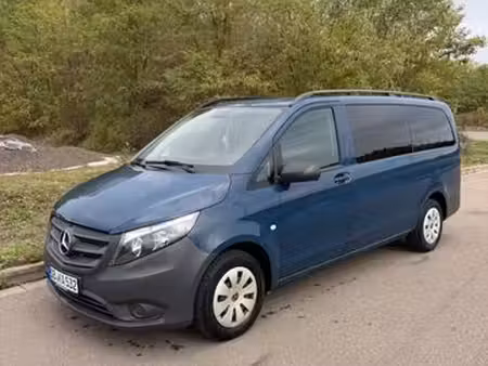 Mercedes-Benz Vito 163