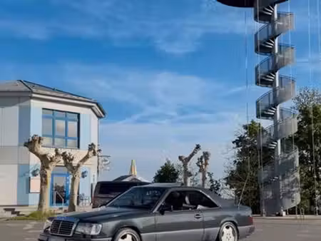 Mercedes-Benz Classe E 300 E