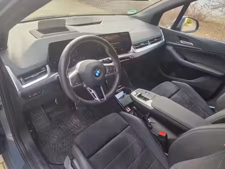 BMW Série 2 220i 1.5 170