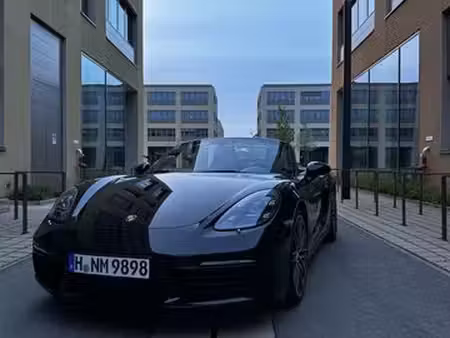 Porsche 718 