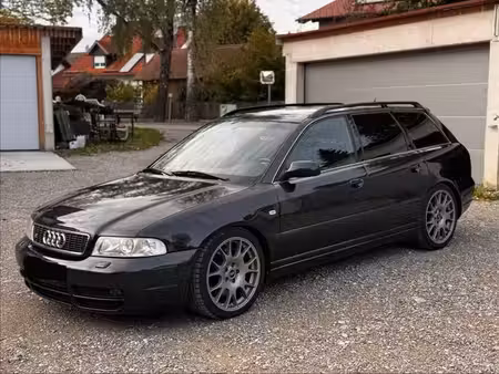 Audi A4 S4 V6 2.7 T 265 quattro