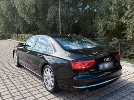 Audi A8 V6 3.0 TDI 258 quattro