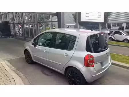 Renault Modus 1.6 110