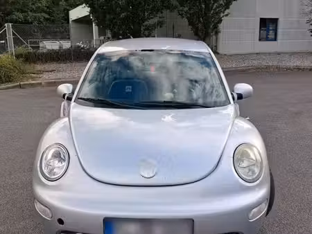 Volkswagen New Beetle 