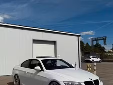 BMW Série 3 325d 3.0 204