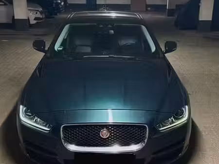 Jaguar XE D180 2.0 180