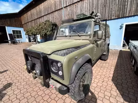 Land Rover Defender 2.5 122 4x4