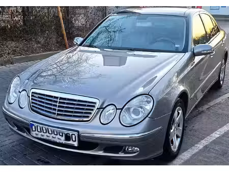Mercedes-Benz Classe E E 220 2.1 CDI 150 Elegance