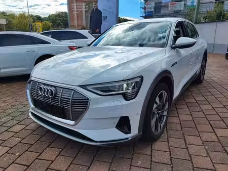 Audi e-tron quattro