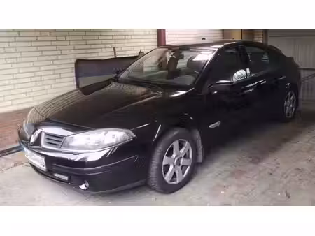 Renault Laguna 2.0 135 Initiale