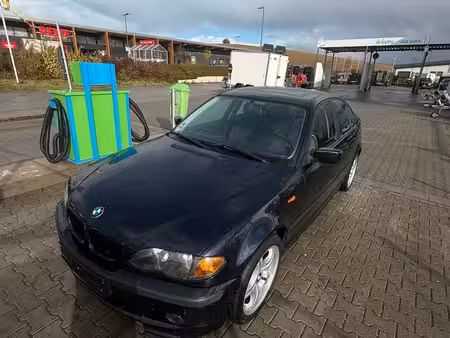 BMW Série 3 318i 2.0 143