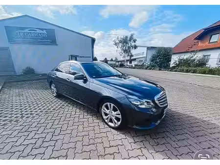 Mercedes-Benz Classe E E 220 2.1 136