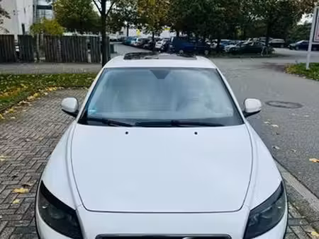 Volvo C30 2.0 D 136
