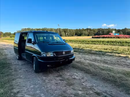 Volkswagen Transporter T4 2.5 TDI 102