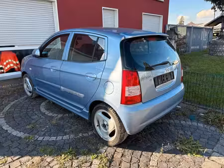 Kia Picanto 1.1 65 EX