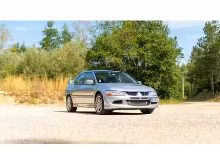 Mitsubishi Lancer Evolution Evo 8 2.0 T 265 4x4