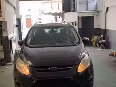 Ford C-max SE