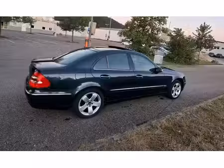 Mercedes-Benz Classe E E 220 2.1 150