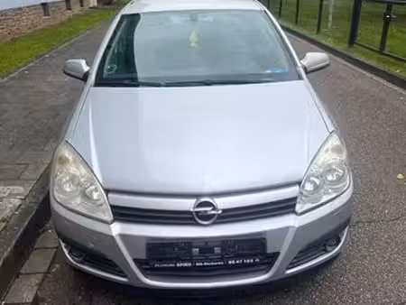 Opel Corsa 1.4 90