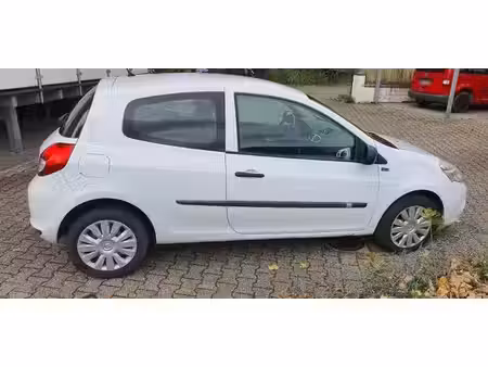 Renault Clio 1.2 75