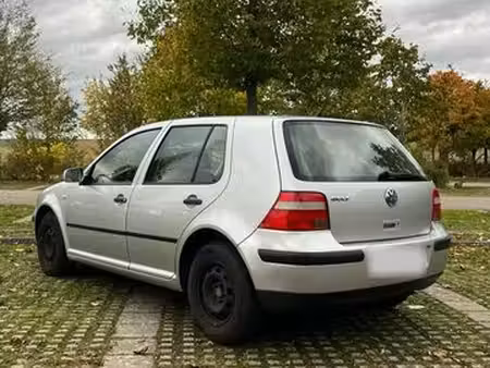 Volkswagen Golf 1.4 75