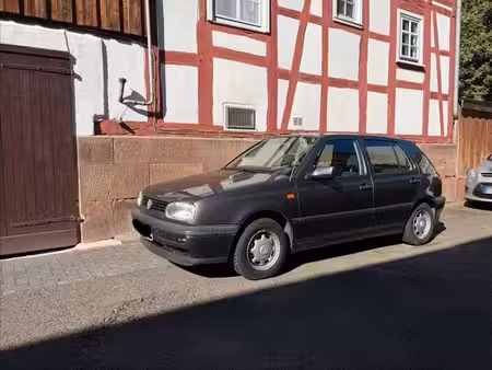 Volkswagen Golf 1.8 75 GL