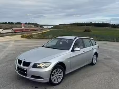BMW Série 3 318i 2.0 129