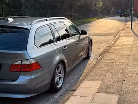 BMW Série 5 530d 3.0 235