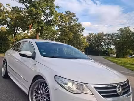 Volkswagen Passat 2.0 FSI 300 4Motion