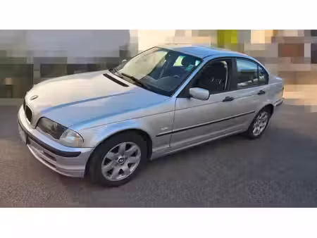BMW Série 3 318i 2.0 143