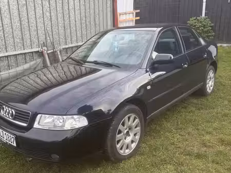 Audi A4 1.6 101