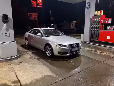 Audi A5 V6 2.7 TDI 190